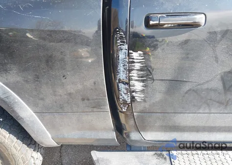 2017 Ram 2500 Lone Star 4X4 6'4 Box z USA, uszkodzony, nr VIN 3C6UR5DL7HG698422